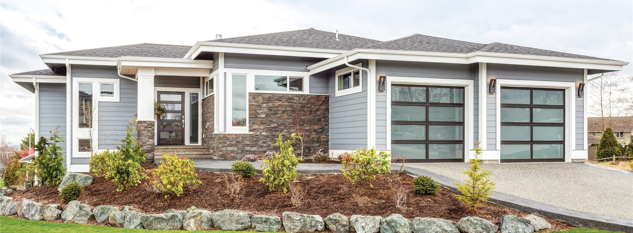 Residential Garage Doors, Overhead Door of So Cal™ San Diego